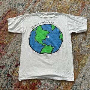 VTG 1988 Gravity Graphics‎ Brooklyn Earth T Shirt White Single Stitch Size L